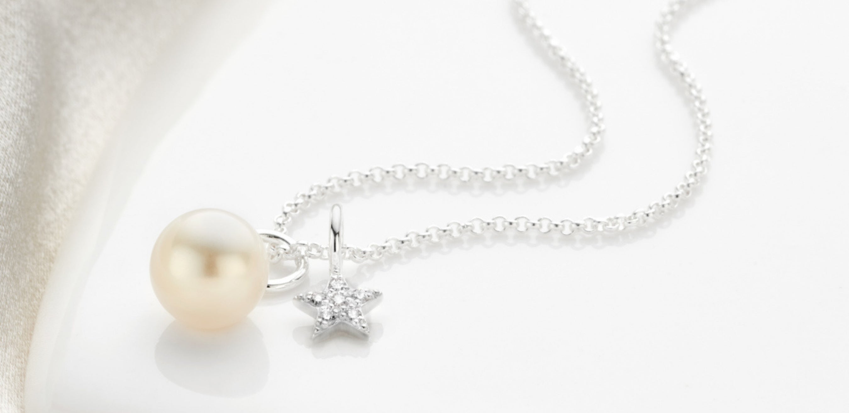 Gifts for 18-Year-Old Girls