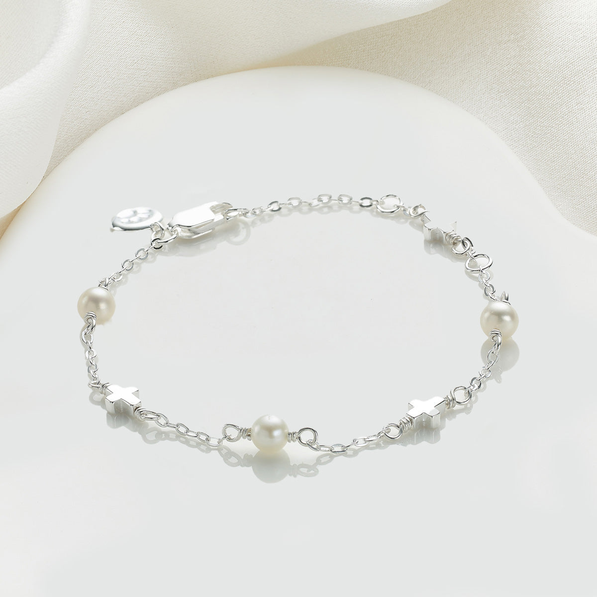 Cross Pearl Station Bracelet